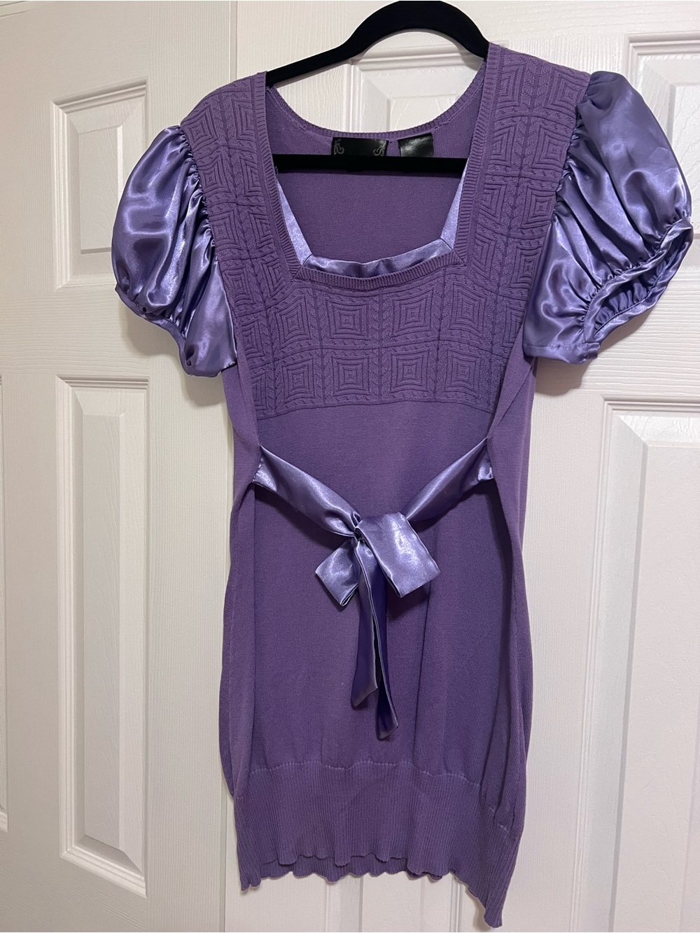 Purple Satin-Trim Puff Sleeve Women's Top